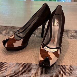 Women’s Guess Pumps size 10